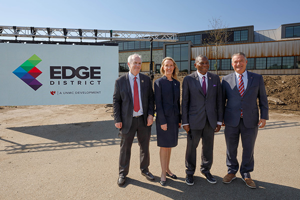 President Gold, Anne Barnes, Chancellor Davies and Congressman Bacon
